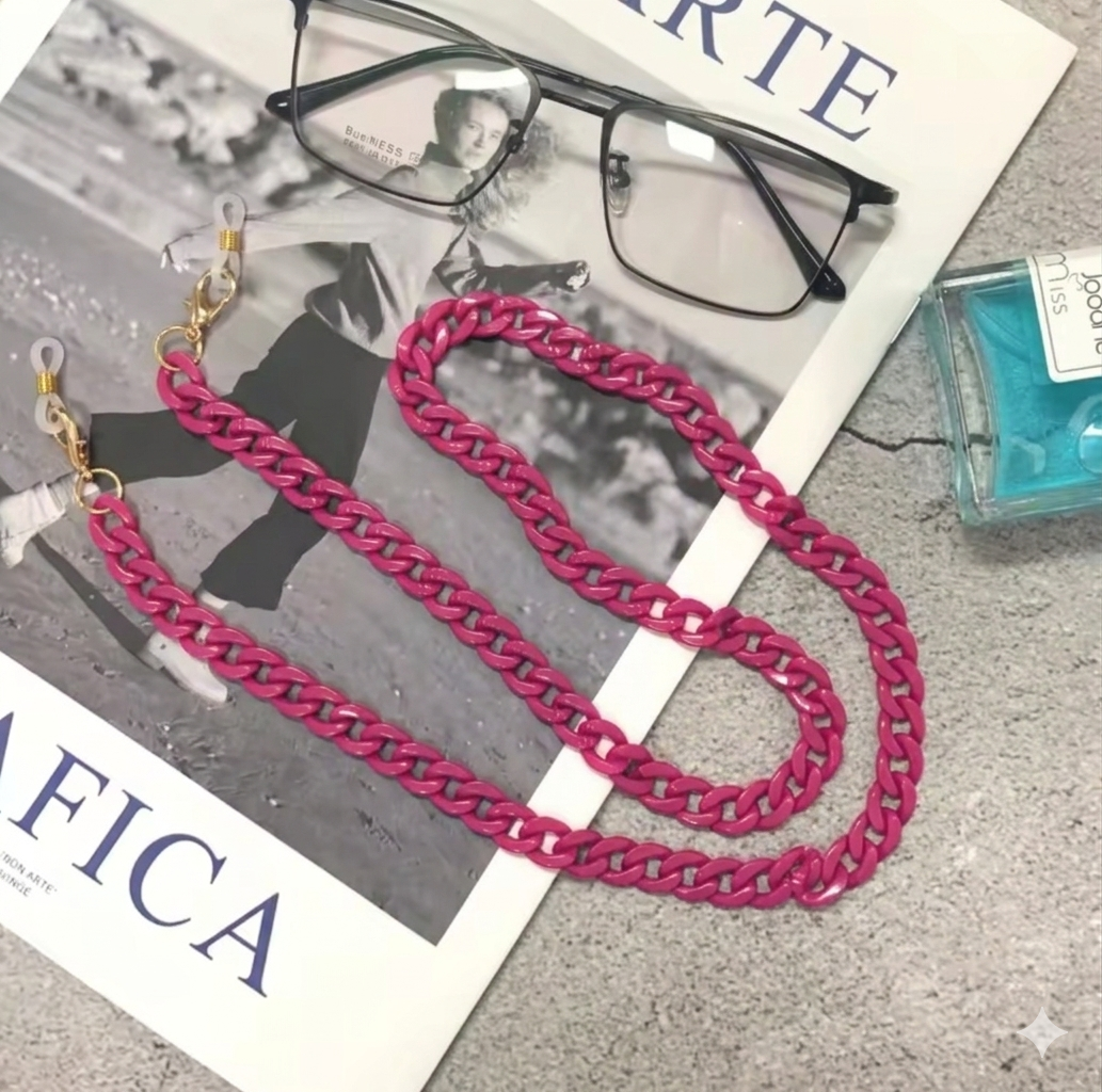 Frame Candy magenta chain editorial